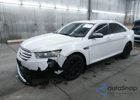 2013 Ford Taurus Limited z USA, uszkodzony, nr VIN 1FAHP2F89DG134158